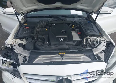 2015 Mercedes-Benz C 300 Sport из США, поврежденный, VIN 55SWF4JB0FU046159